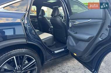 Внедорожник / Кроссовер Infiniti QX55 2022 в 