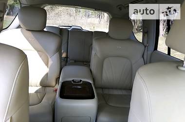 Позашляховик / Кросовер Infiniti QX56 2011 в 