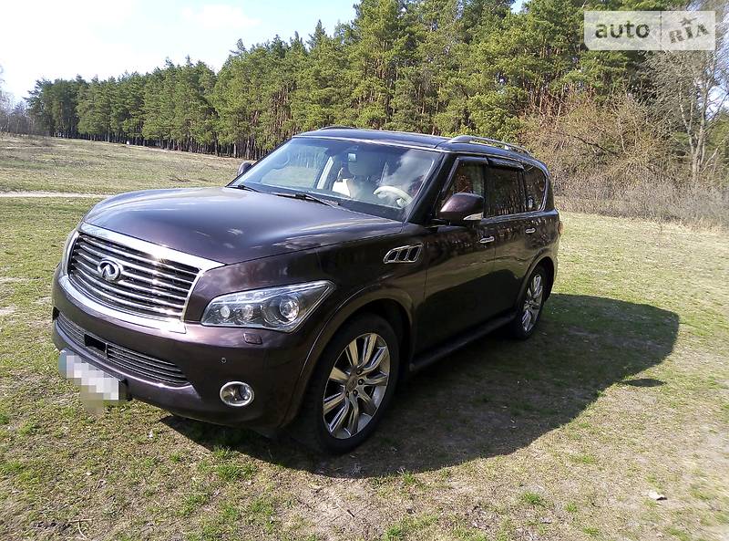 Позашляховик / Кросовер Infiniti QX56 2011 в 