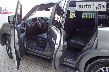 Позашляховик / Кросовер Infiniti QX56 2012 в 