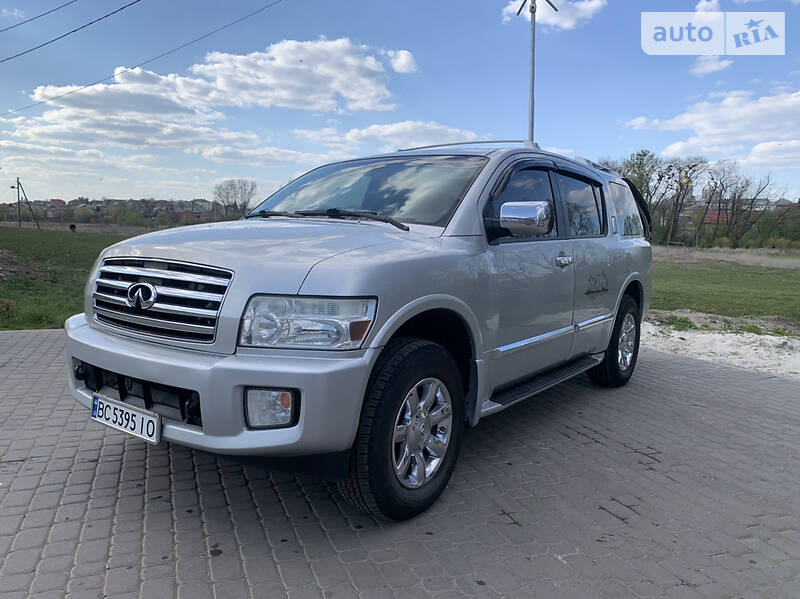 Позашляховик / Кросовер Infiniti QX56 2004 в Львові