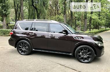 Внедорожник / Кроссовер Infiniti QX56 2010 в Киеве