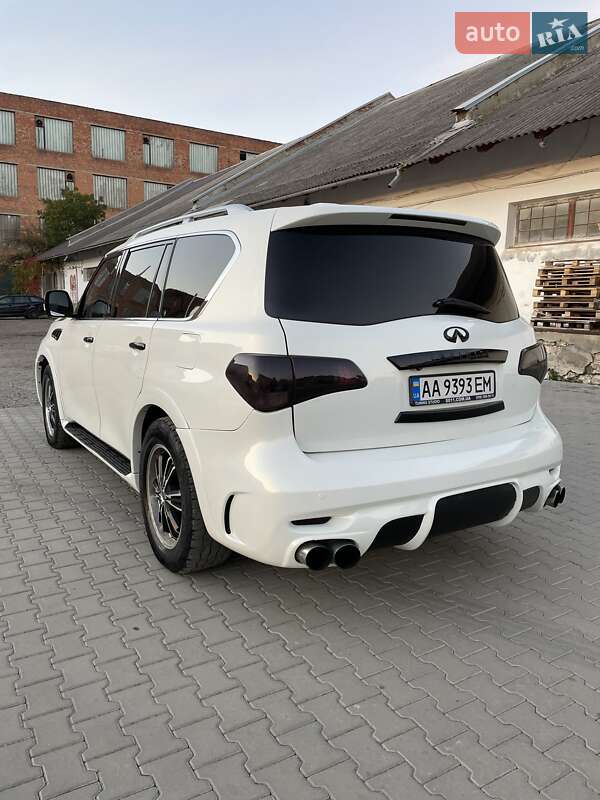 Позашляховик / Кросовер Infiniti QX56 2011 в Чернівцях