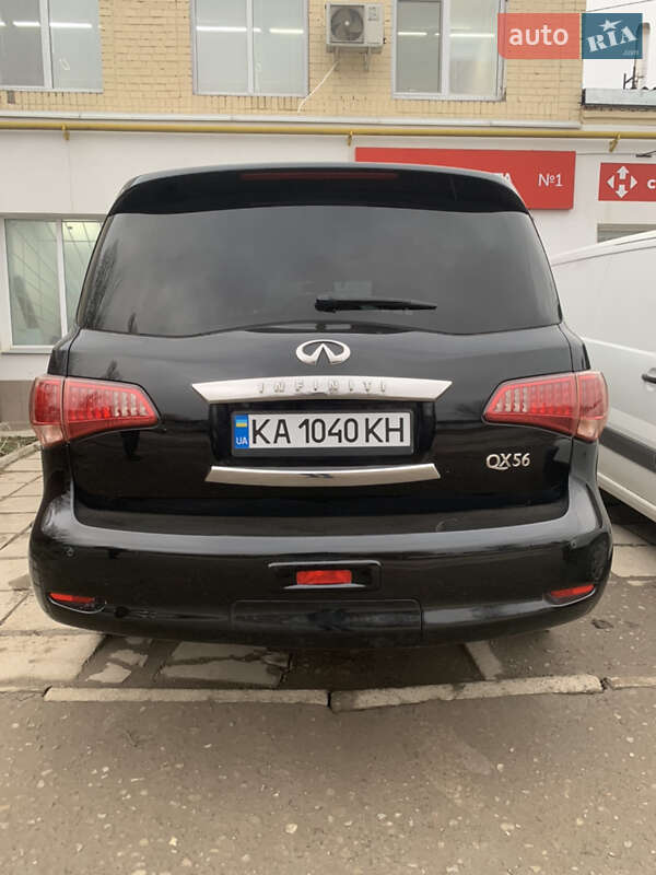 Позашляховик / Кросовер Infiniti QX56 2010 в Кам'янець-Подільському