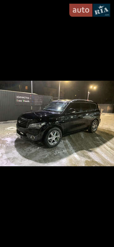 Позашляховик / Кросовер Infiniti QX56 2010 в Кам'янець-Подільському