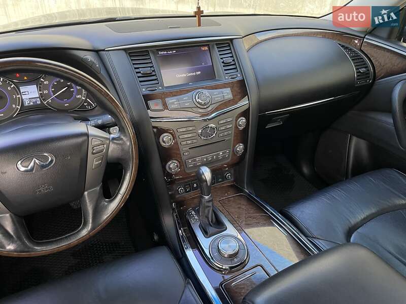 Внедорожник / Кроссовер Infiniti QX56 2010 в Львове