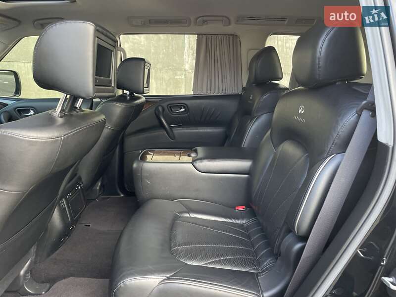 Внедорожник / Кроссовер Infiniti QX56 2010 в Львове