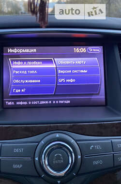 Позашляховик / Кросовер Infiniti QX56 2011 в Запоріжжі