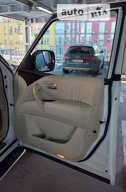 Внедорожник / Кроссовер Infiniti QX56 2012 в Киеве