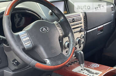 Позашляховик / Кросовер Infiniti QX56 2005 в Миколаєві