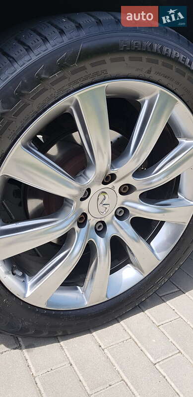 Внедорожник / Кроссовер Infiniti QX56 2011 в Ирпене фото 10 Внедорожник / Кроссовер Infiniti QX56 2011 в Ирпене