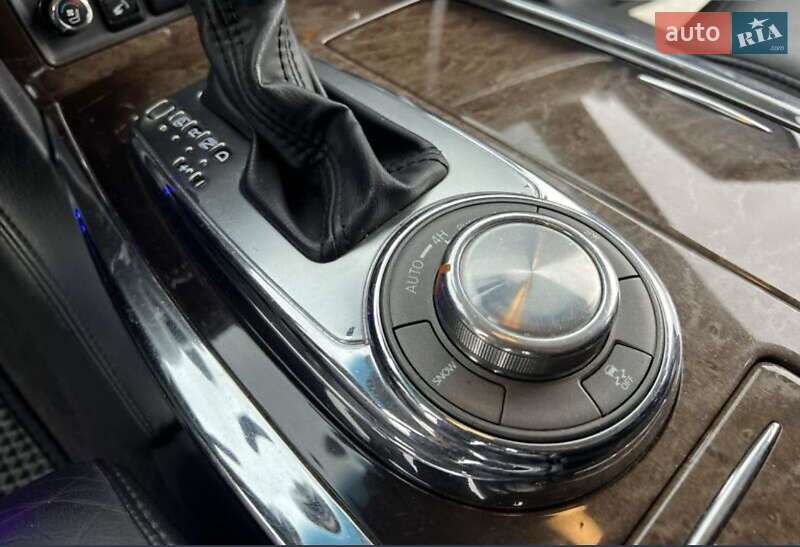 Внедорожник / Кроссовер Infiniti QX56 2011 в Днепре