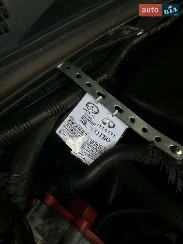 Внедорожник / Кроссовер Infiniti QX56 2010 в Чернигове