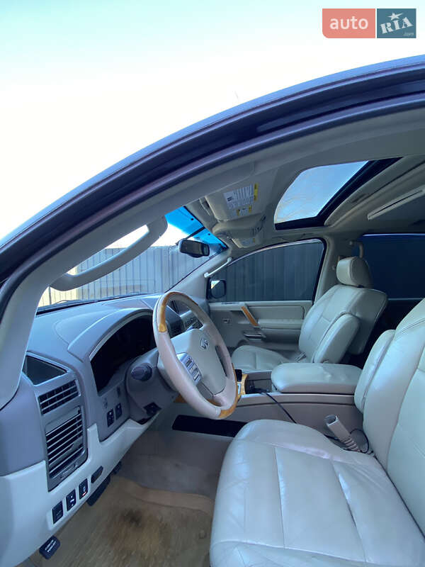 Внедорожник / Кроссовер Infiniti QX56 2005 в Белой Церкви