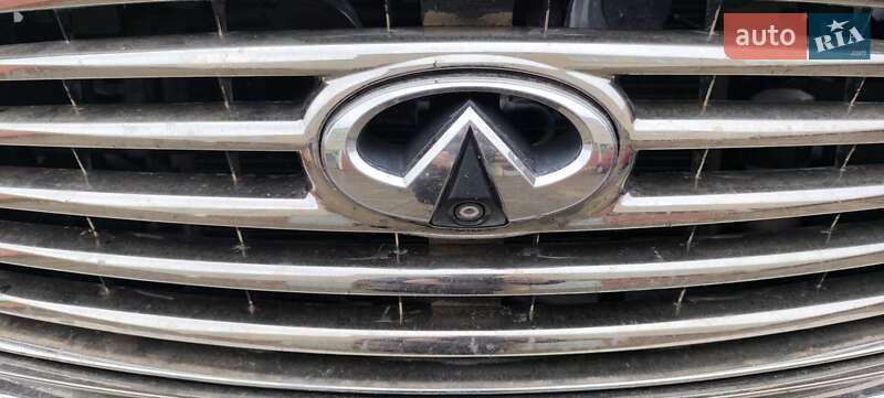 Внедорожник / Кроссовер Infiniti QX56 2011 в Тернополе