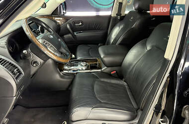 Внедорожник / Кроссовер Infiniti QX56 2010 в 