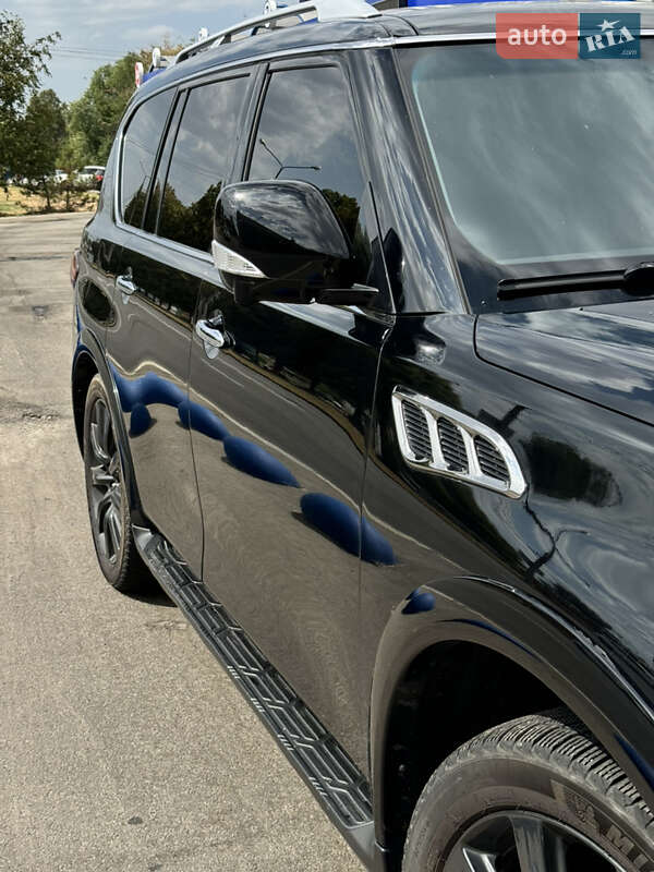 Внедорожник / Кроссовер Infiniti QX56 2011 в Харькове