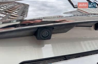 Внедорожник / Кроссовер Infiniti QX56 2011 в 