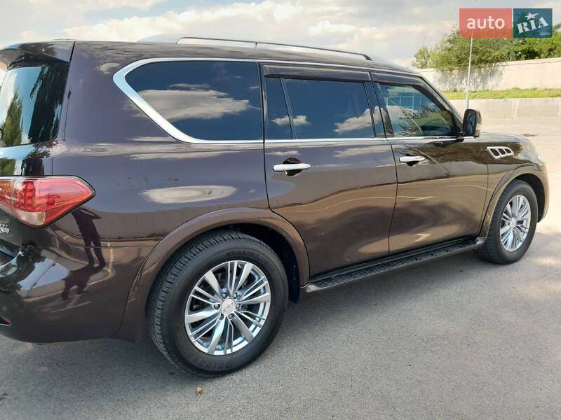 Позашляховик / Кросовер Infiniti QX56 2011 в Миколаєві