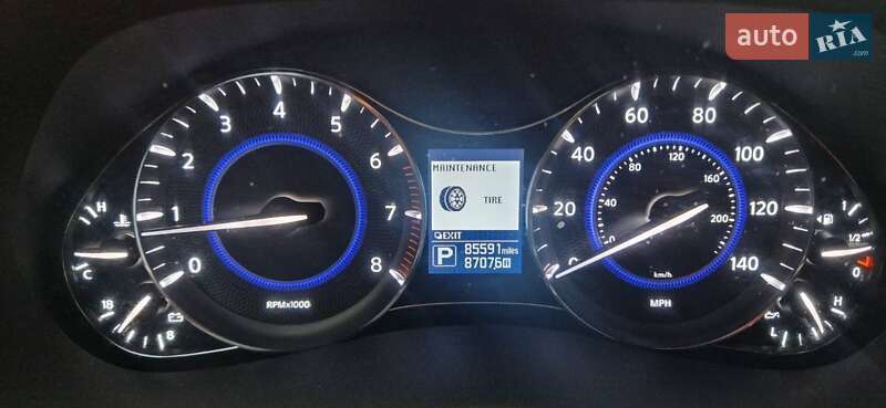 Внедорожник / Кроссовер Infiniti QX56 2013 в Киеве