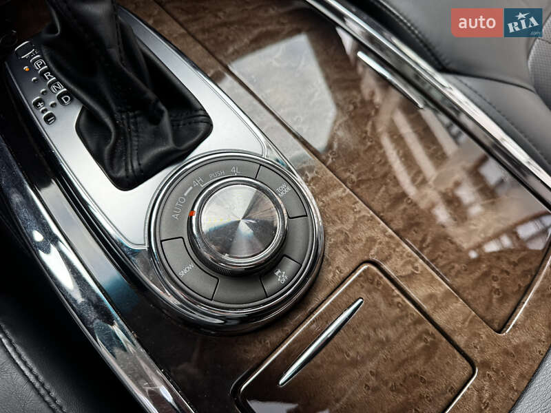 Внедорожник / Кроссовер Infiniti QX56 2011 в Киеве фото 39 Внедорожник / Кроссовер Infiniti QX56 2011 в Киеве