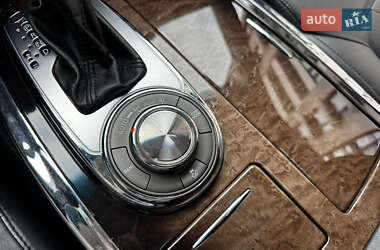 Внедорожник / Кроссовер Infiniti QX56 2011 в 
