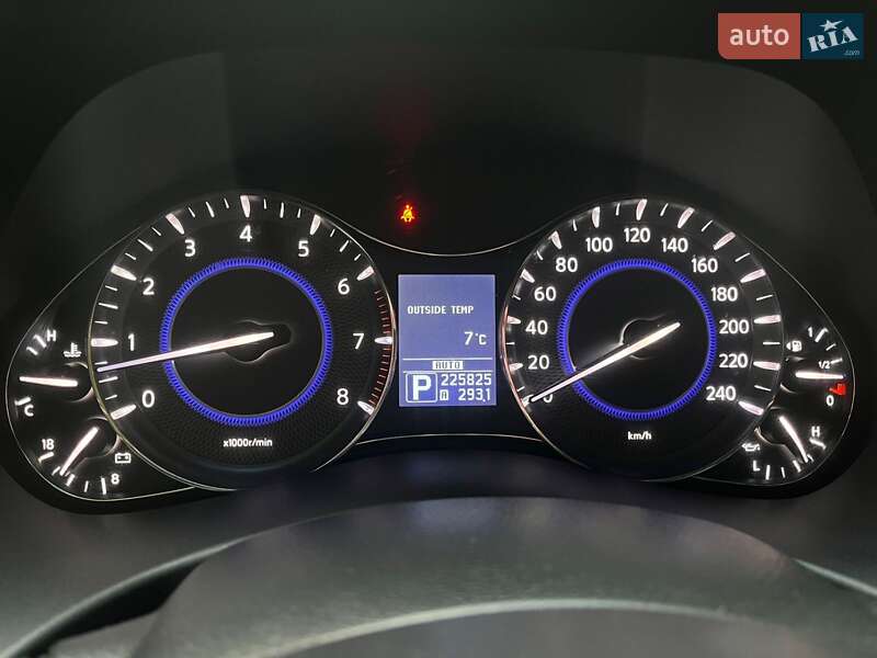 Внедорожник / Кроссовер Infiniti QX56 2010 в Львове