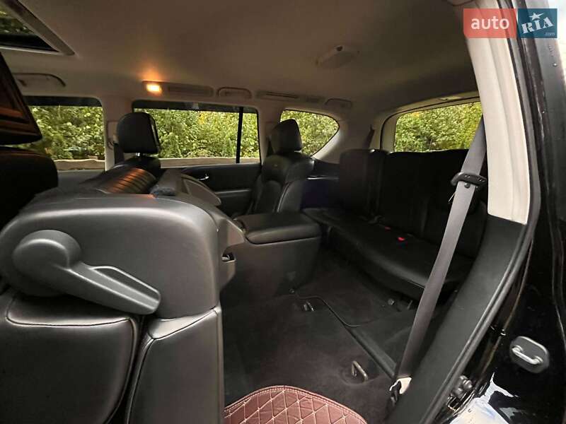 Внедорожник / Кроссовер Infiniti QX56 2010 в Львове