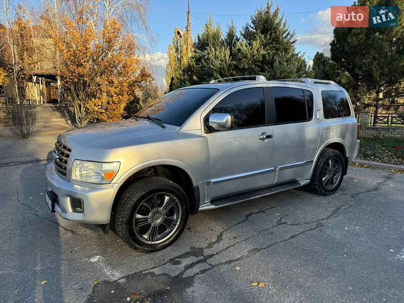 Внедорожник / Кроссовер Infiniti QX56 2004 в Харькове