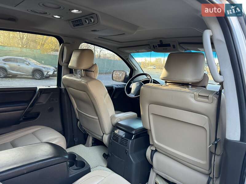 Внедорожник / Кроссовер Infiniti QX56 2004 в Харькове