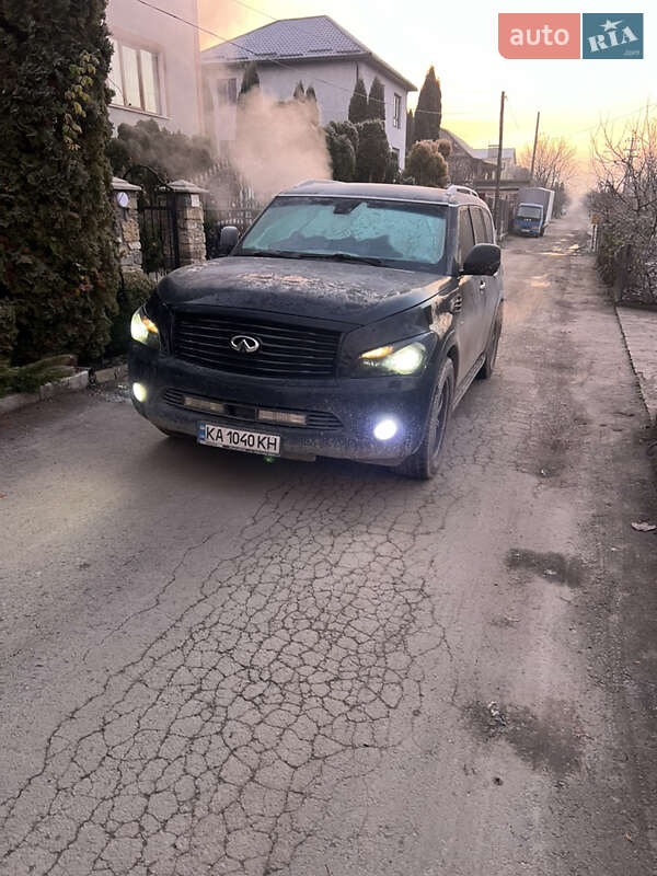 Позашляховик / Кросовер Infiniti QX56 2010 в Кам'янець-Подільському