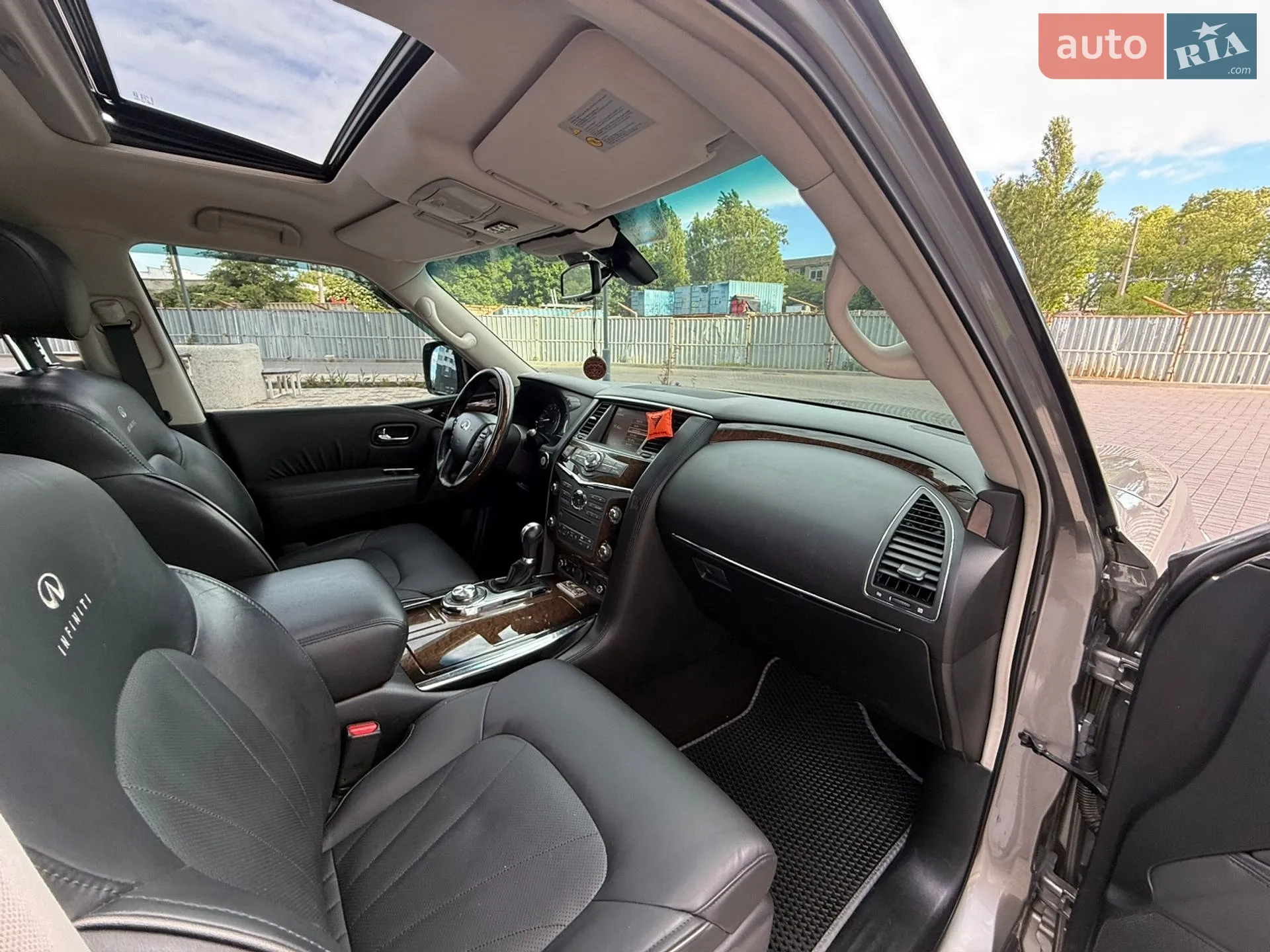 2011 Infiniti QX56 - мініатюра 81