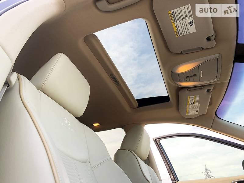 Позашляховик / Кросовер Infiniti QX60 2014 в Чернівцях