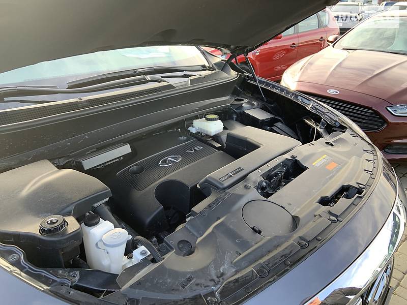 Позашляховик / Кросовер Infiniti QX60 2014 в Чернівцях