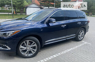 Позашляховик / Кросовер Infiniti QX60 2017 в Івано-Франківську