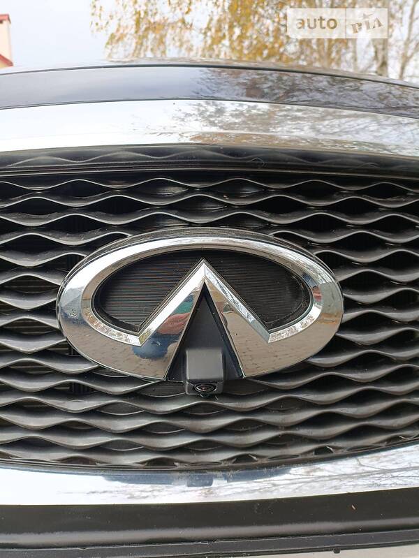 Внедорожник / Кроссовер Infiniti QX60 2017 в Черноморске