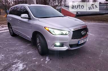 Внедорожник / Кроссовер Infiniti QX60 2018 в 