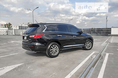 Внедорожник / Кроссовер Infiniti QX60 2015 в 