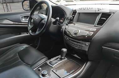 Внедорожник / Кроссовер Infiniti QX60 2015 в 