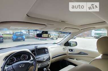 Внедорожник / Кроссовер Infiniti QX60 2017 в 