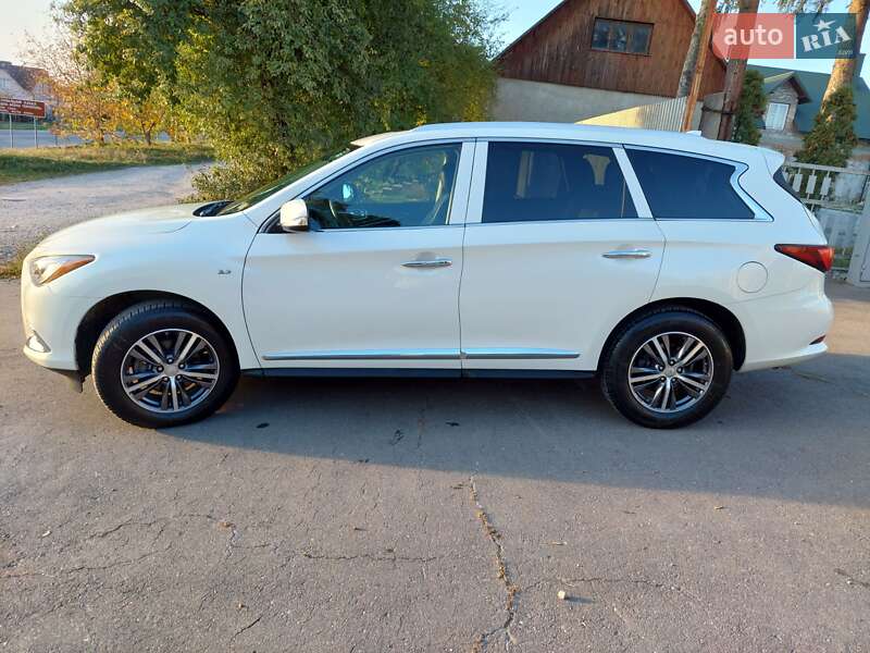 Внедорожник / Кроссовер Infiniti QX60 2016 в Тернополе