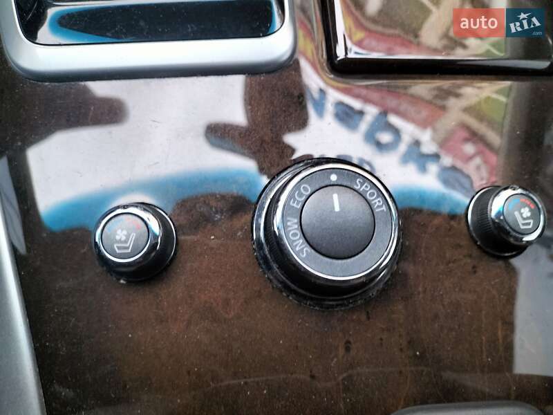 Внедорожник / Кроссовер Infiniti QX60 2016 в Кременчуге