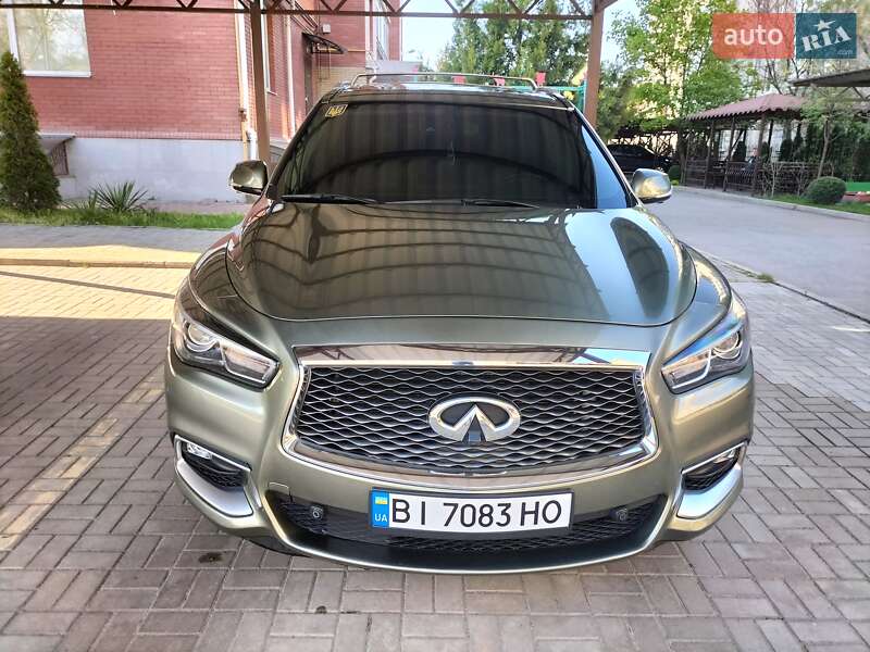 Внедорожник / Кроссовер Infiniti QX60 2016 в Кременчуге