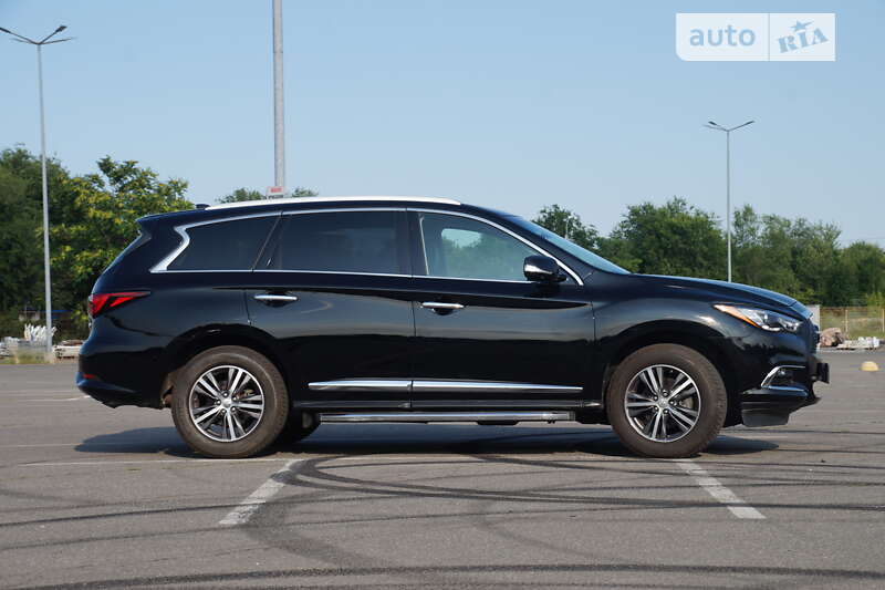 Внедорожник / Кроссовер Infiniti QX60 2018 в Днепре