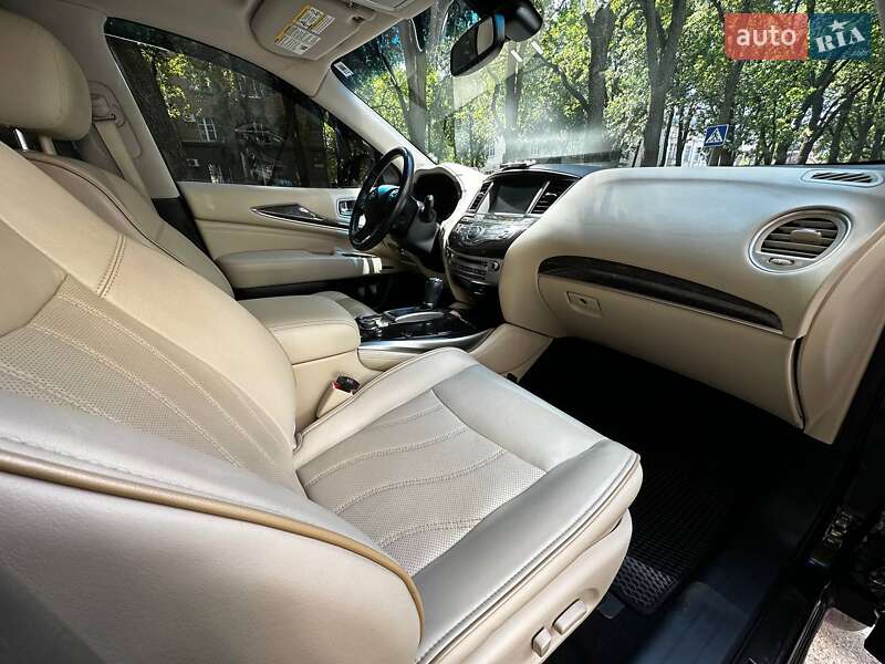 Внедорожник / Кроссовер Infiniti QX60 2015 в Полтаве