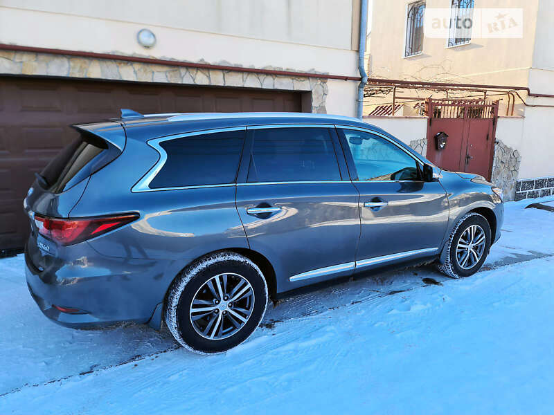 Внедорожник / Кроссовер Infiniti QX60 2016 в Одессе