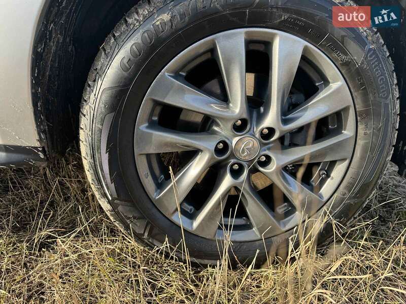 Внедорожник / Кроссовер Infiniti QX60 2014 в Киеве