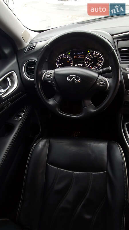 Позашляховик / Кросовер Infiniti QX60 2016 в Чернігові