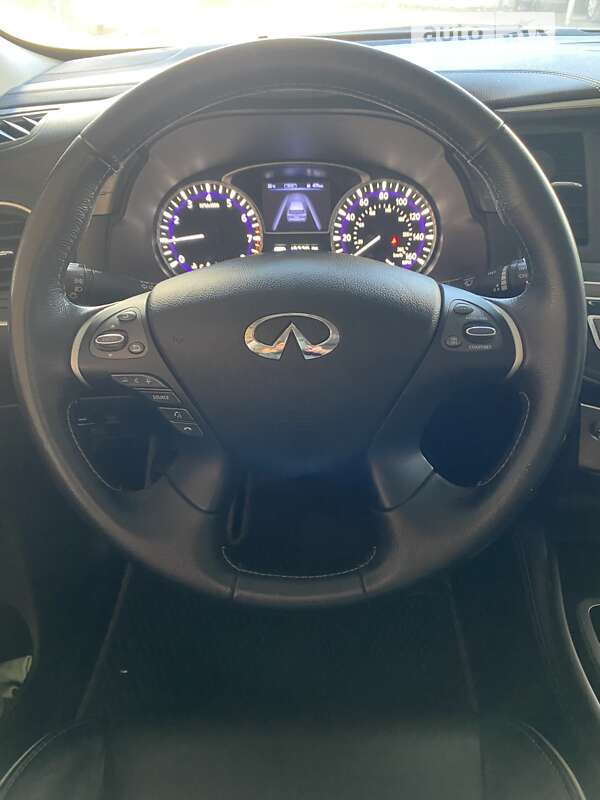 Внедорожник / Кроссовер Infiniti QX60 2016 в Хмельницком