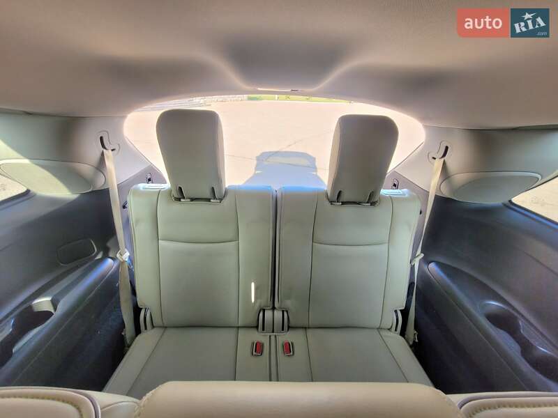 Внедорожник / Кроссовер Infiniti QX60 2016 в Ровно